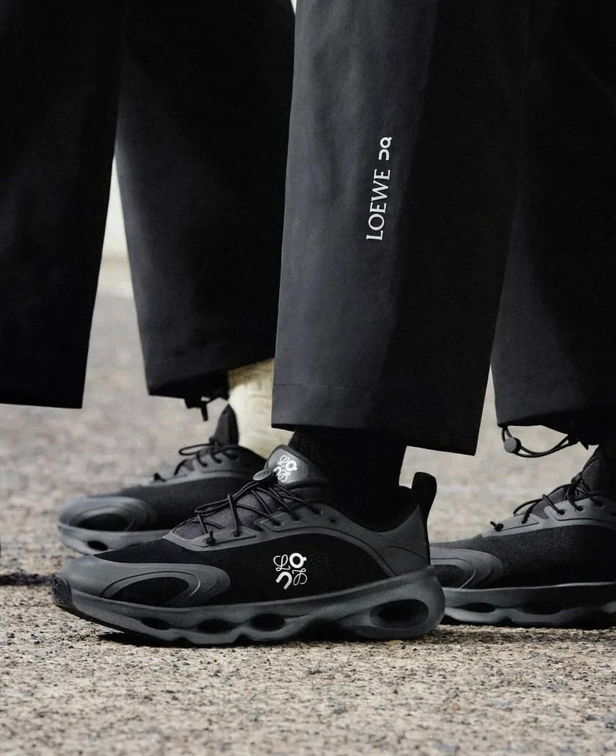 LOEWE x On Cloudsolo Black Lifestyle Sneakers